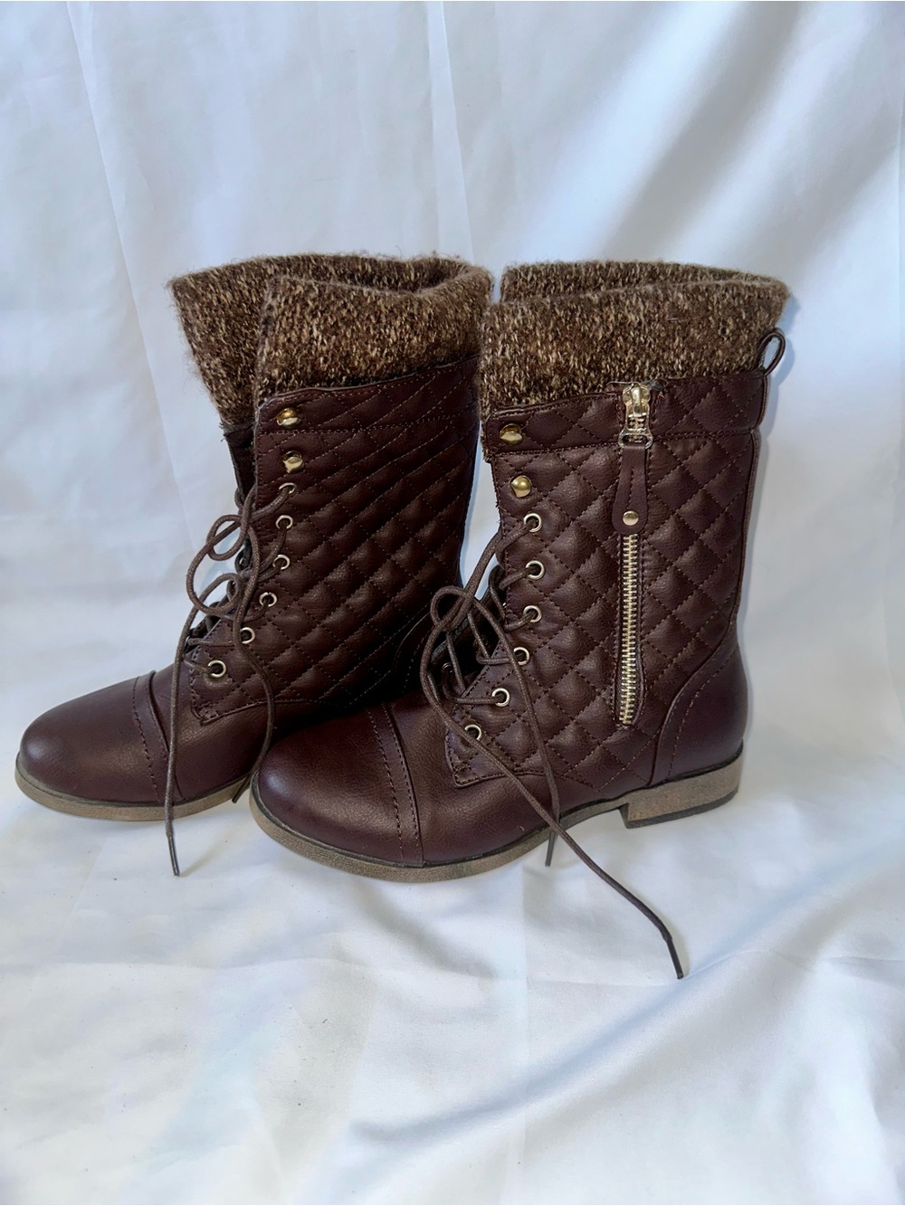 Avia Chicago Brown Quilted Lace Up Combat Boots Sweater Cuff Size 6 - Picture 4 of 7